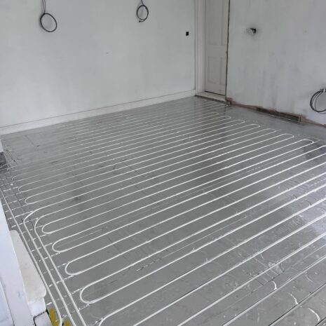 underfloor-heating-overlay eps overlay panels placed in a room for underfloor heating system